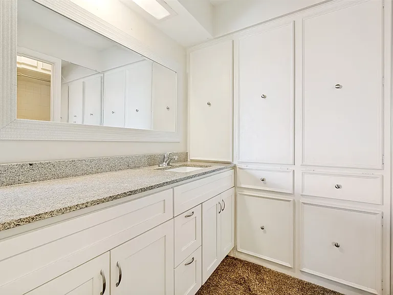 3611 Stables Ln — Photo 18