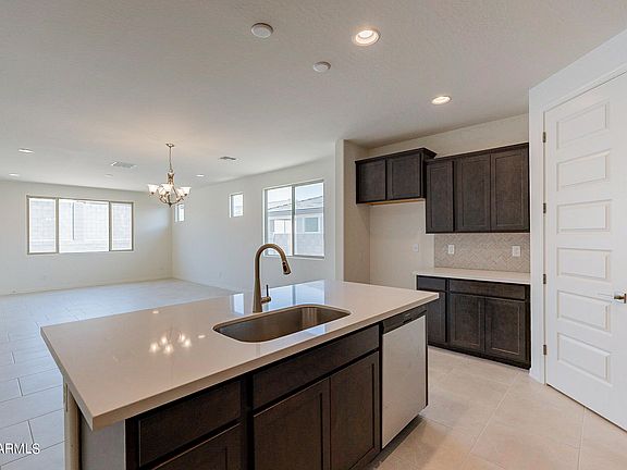 3rd image of 24240 W HESS Avenue
