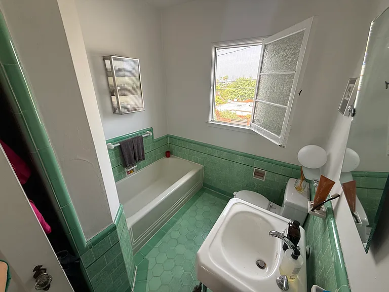 Green Bathroom