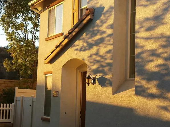 27520 Peony Ln, Murrieta, CA 92562