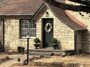 507 SW Gage Court Cir, Topeka, KS 66606