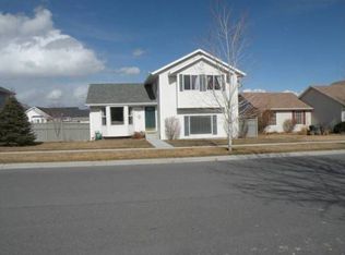 3239 E Peregrine Rd, Eagle Mountain, UT 84005