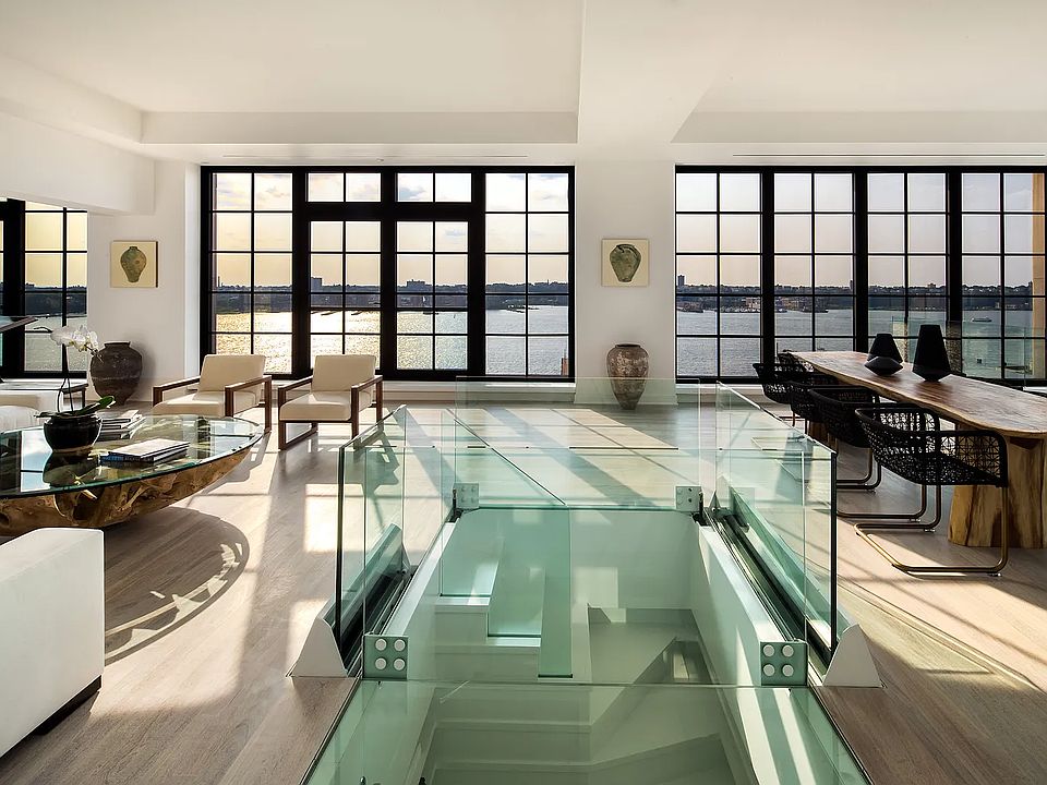 1st image of 200 11th Ave #Penthouse 1