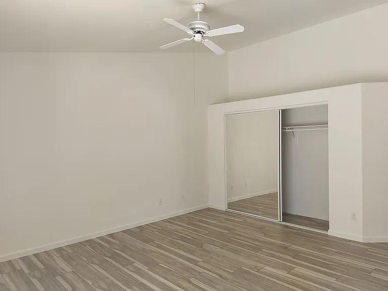 79315 Desert Wind Ct — Photo 21