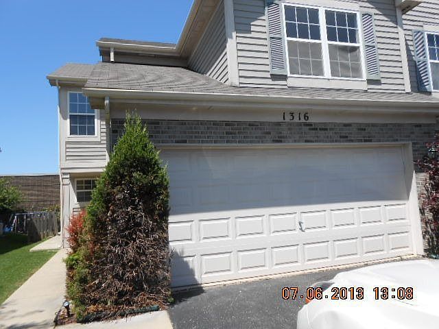 1st image of 1316 Derby Ln