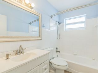 6931 SW 2nd St, Hollywood, FL 33023