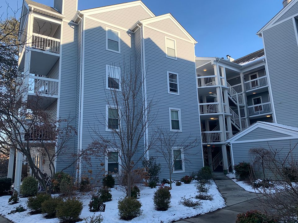 1st image of 3179 Summit Square Dr #2-D7