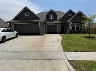 12451 S Kingston Ave, Bixby, OK 74008