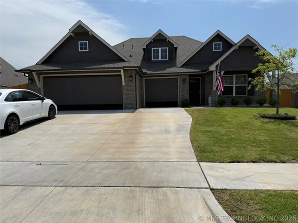 12451 S Kingston Ave, Bixby, OK 74008