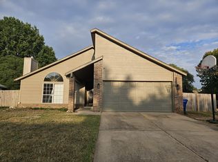 6217 S Elm Ave, Broken Arrow, OK 74011