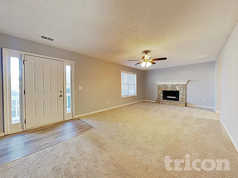 3940 Michaels Creek Way — Photo 5