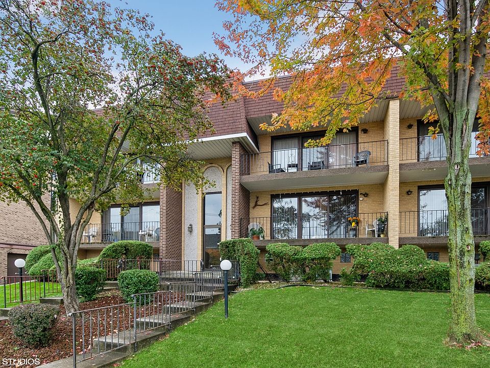 1st image of 4015 W 93rd St APT 2