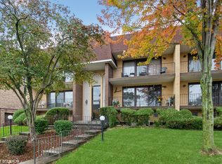 4015 W 93rd St APT 2, Oak Lawn, IL 60453