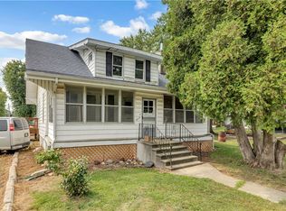 803 W Strain St, Sullivan, IL 61951