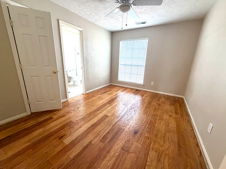 22406 Wildwood Grove Dr — Photo 7