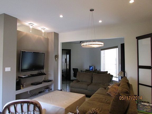 5th image of 211 Driftwood Dr