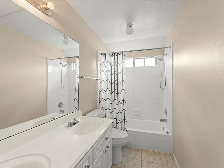 1723 Monvale Ln — Photo 21