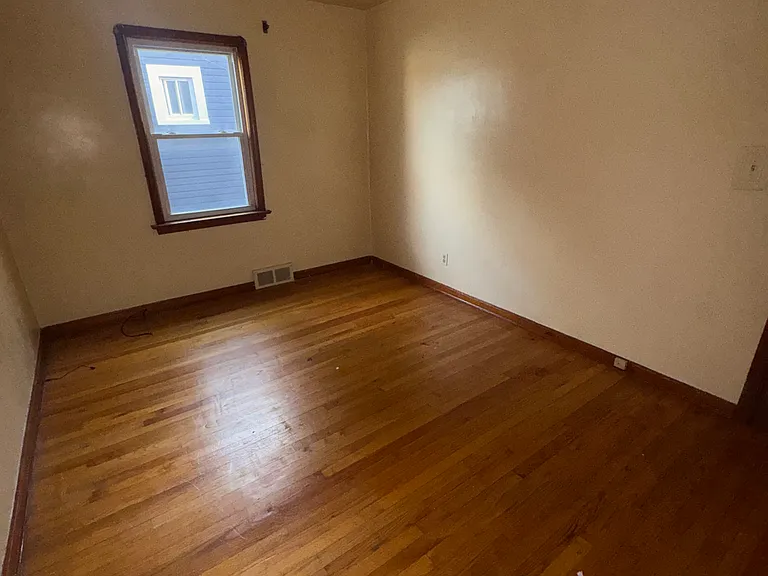 5121 Cato St — Photo 11