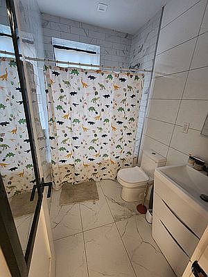 5th image of 244 Sullivan Pl #1
