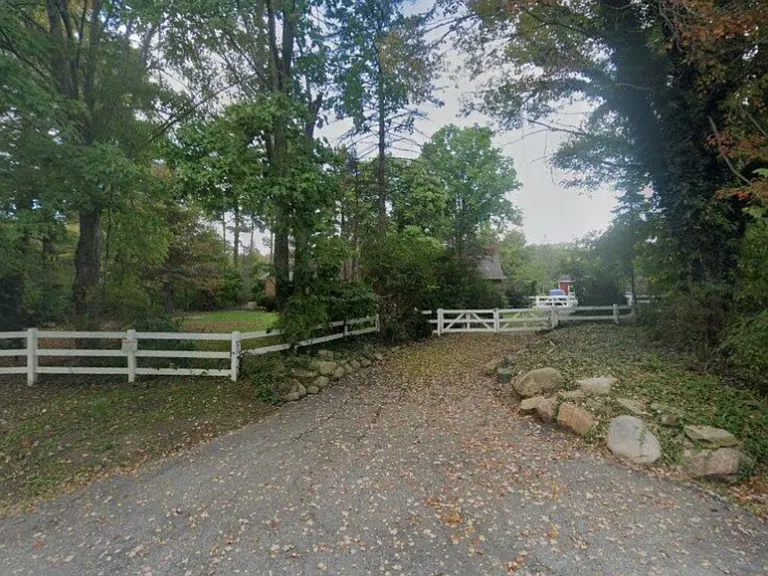 W Twinsburg Rd — Photo 2