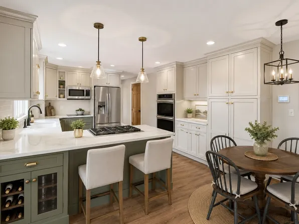 20 Bonney Ln, Dedham, MA 02026