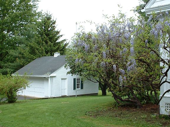 Porch at right, looking NNE