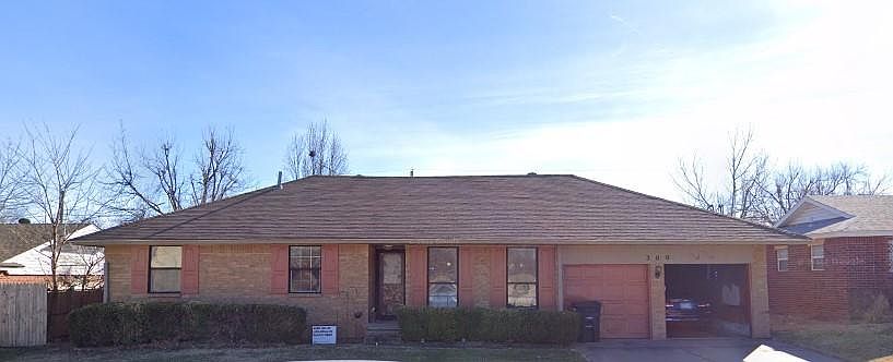 1st image of 300 NE 19th St