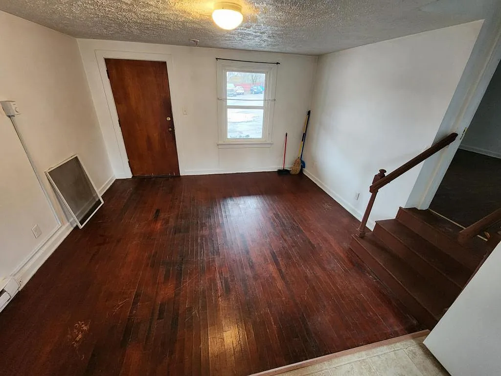 214 Vail Park — Photo 2