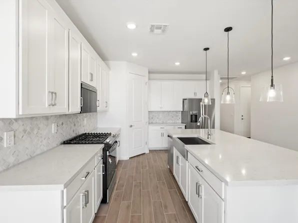 17680 W College Dr, Goodyear, AZ 85395