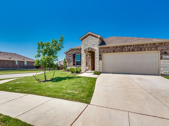 3rd image of 1701 Vernon Dr