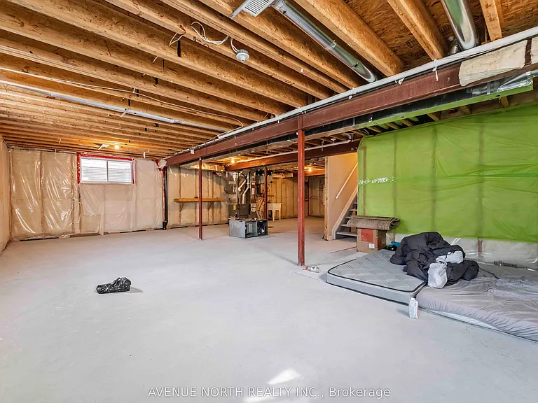 413 Boisdale Walk — Photo 32