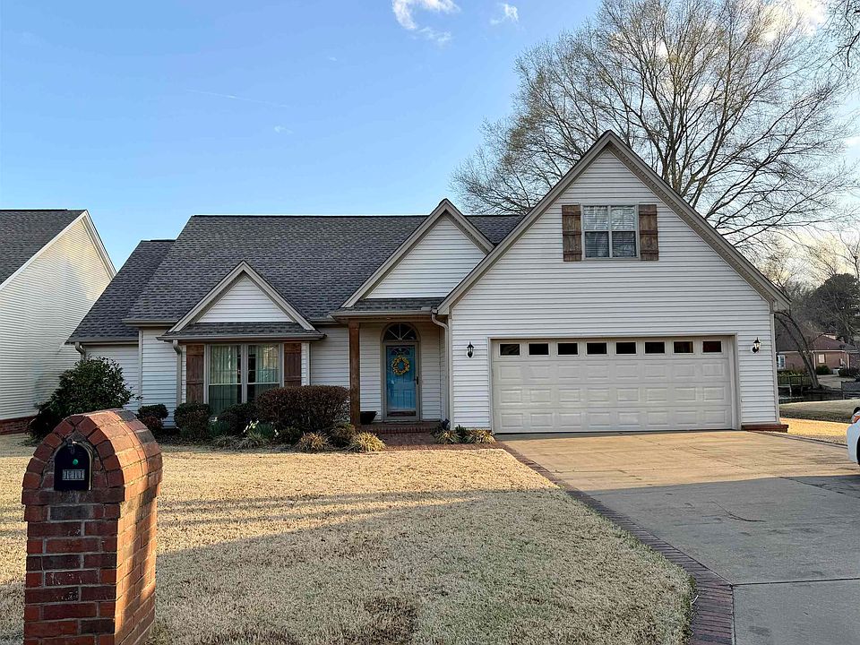 1st image of 141 Cottage Lake Rd