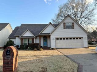 141 Cottage Lake Rd, Searcy, AR 72143