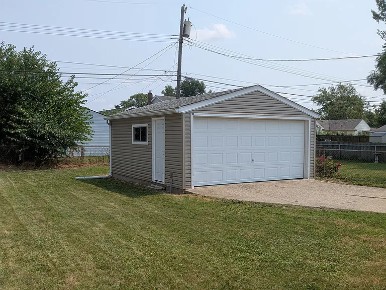 30760 Palmer Blvd — Photo 15