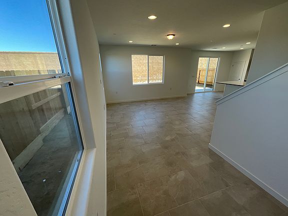 3rd image of 11196 N La Brisa Dr