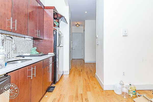 1st image of 1323 Bedford Ave APT 1F