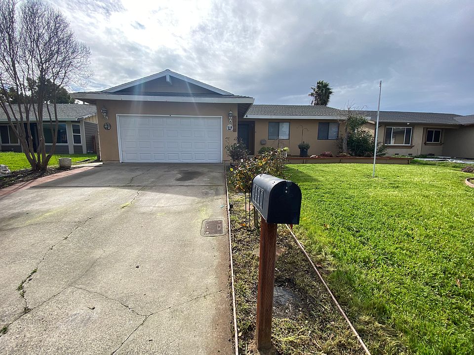 1st image of 5990 La Castana Way