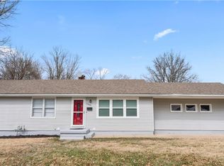 1408 Little Ave, Grandview, MO 64030