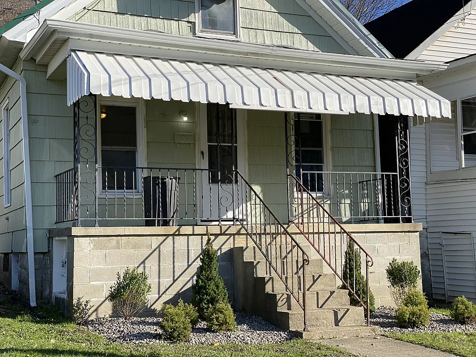 49 Rochester St
