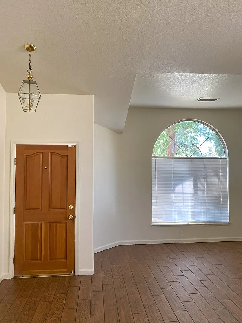 Concord Road 5065 — Photo 3