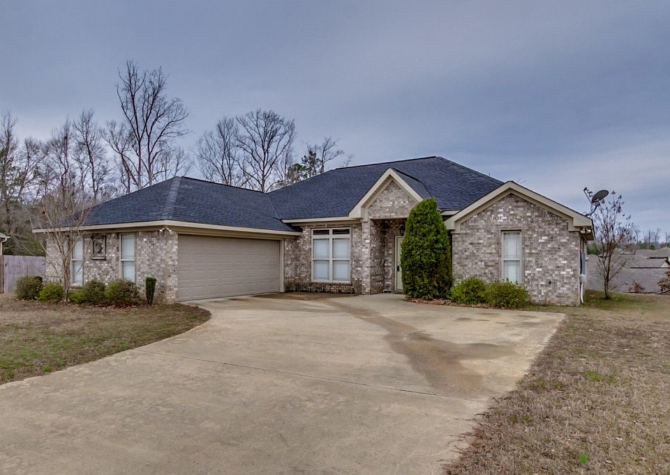 1st image of 6845 Abbey Trace Dr