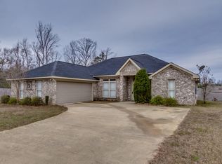6845 Abbey Trace Dr, Cottondale, AL 35453