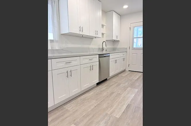 5178 Bowden Ave — Photo 18