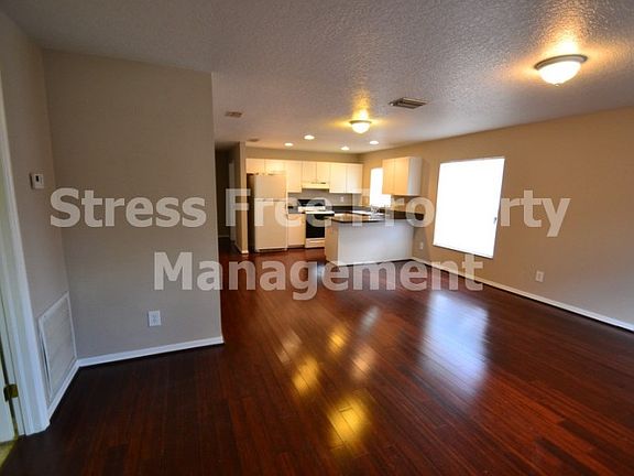 3rd image of 3008 Chipco St