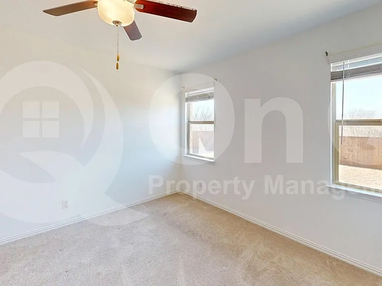 1108 Chip St — Photo 9