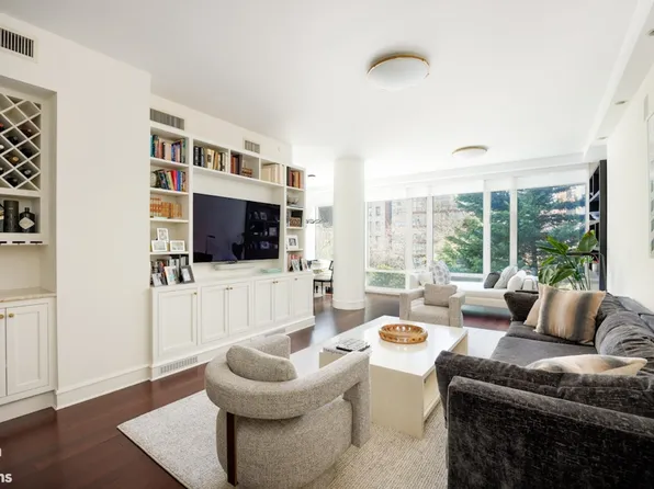 245 West 99th Street image 1 of 18