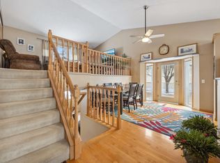 8996 Sycamore Ln N, Maple Grove, MN 55369