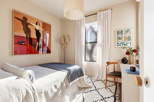 Sold by Compass | media 14