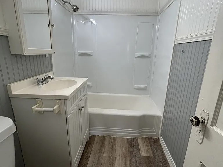 468 Fieldcrest Dr — Photo 7