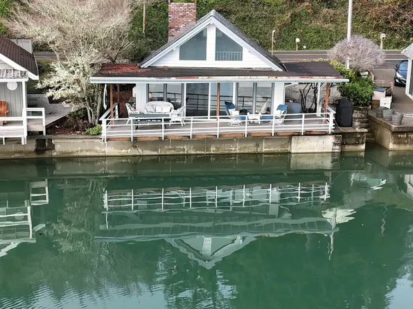 10271 NE North Shore Road, Belfair, WA 98528